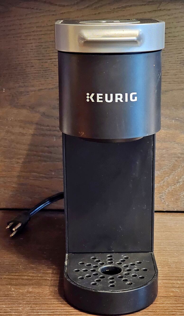 Keurig K-Mini Single Serve Coffee Maker - Black Excellent Used Condition